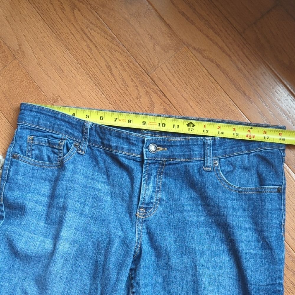 Old Navy The Diva Women's Bootcut Jeans in Denim Blue - Picture 6 of 11